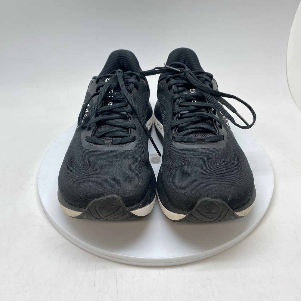 Topo Ultrafly 6 Athletic Womens 8 Black White Running Walk Gym Sneakers Shoes - Picture 2 of 10